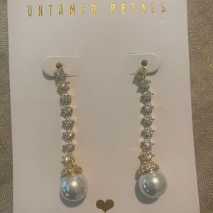 Raphael Gold Drop Earring